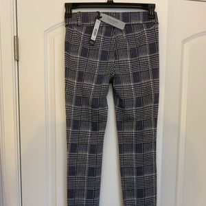 NWT Tahari Blue/Black Plaid Pant